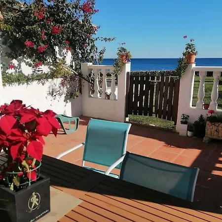 Feriehus House On Beachfront, *